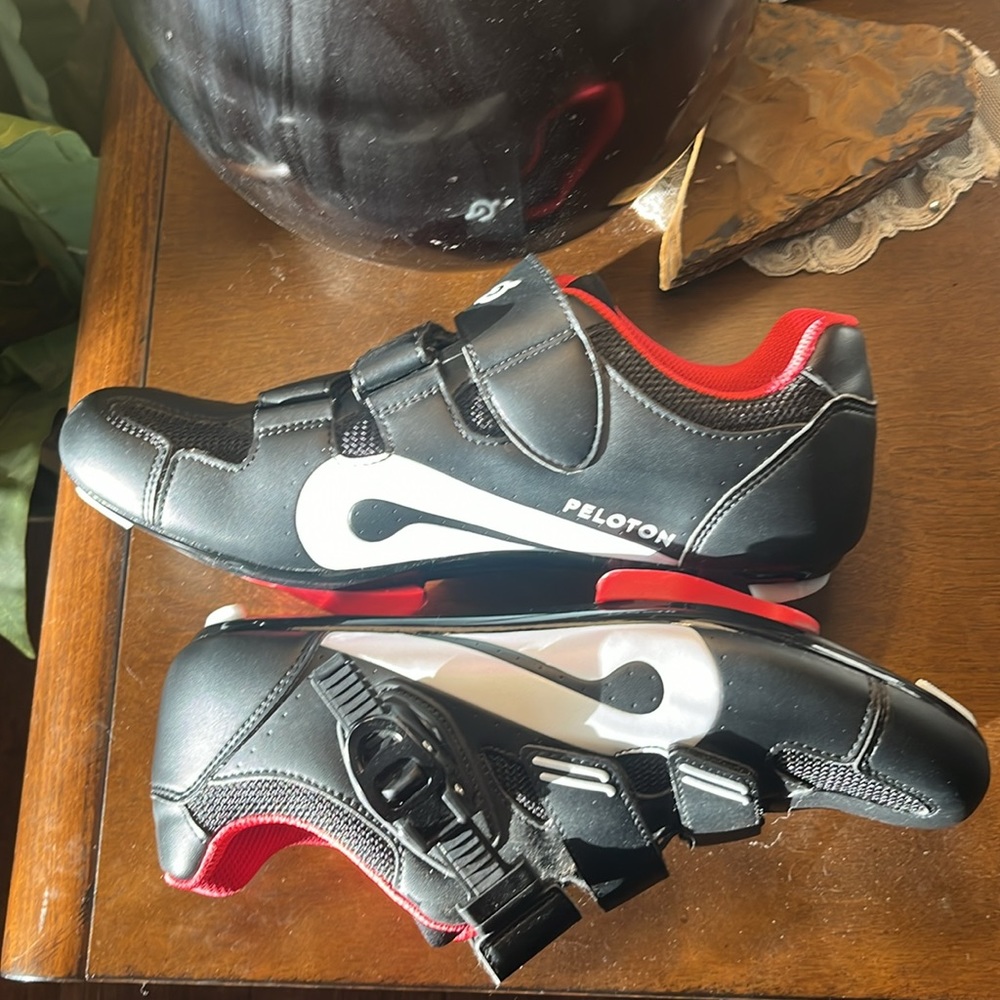 Peloton Cycling Shoes Size 41